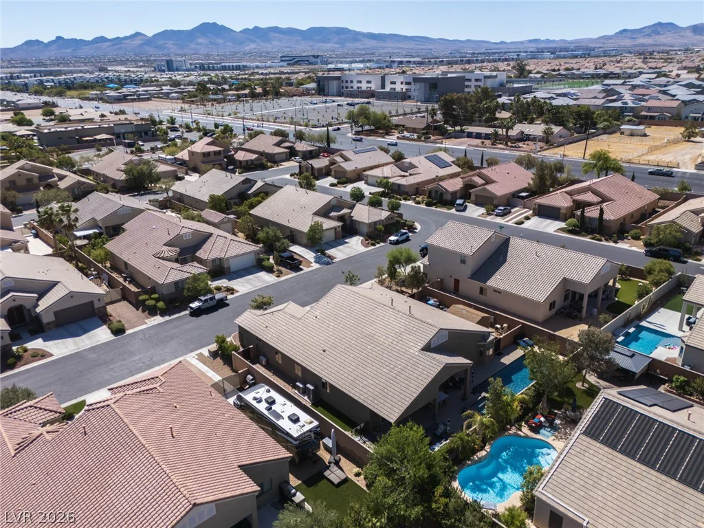 11233 Carson Brook, Las Vegas, NV 89183