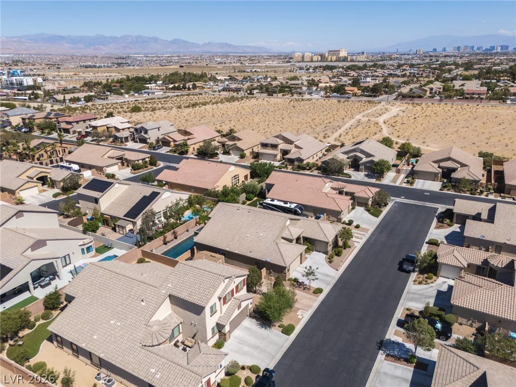 11233 Carson Brook, Las Vegas, NV 89183