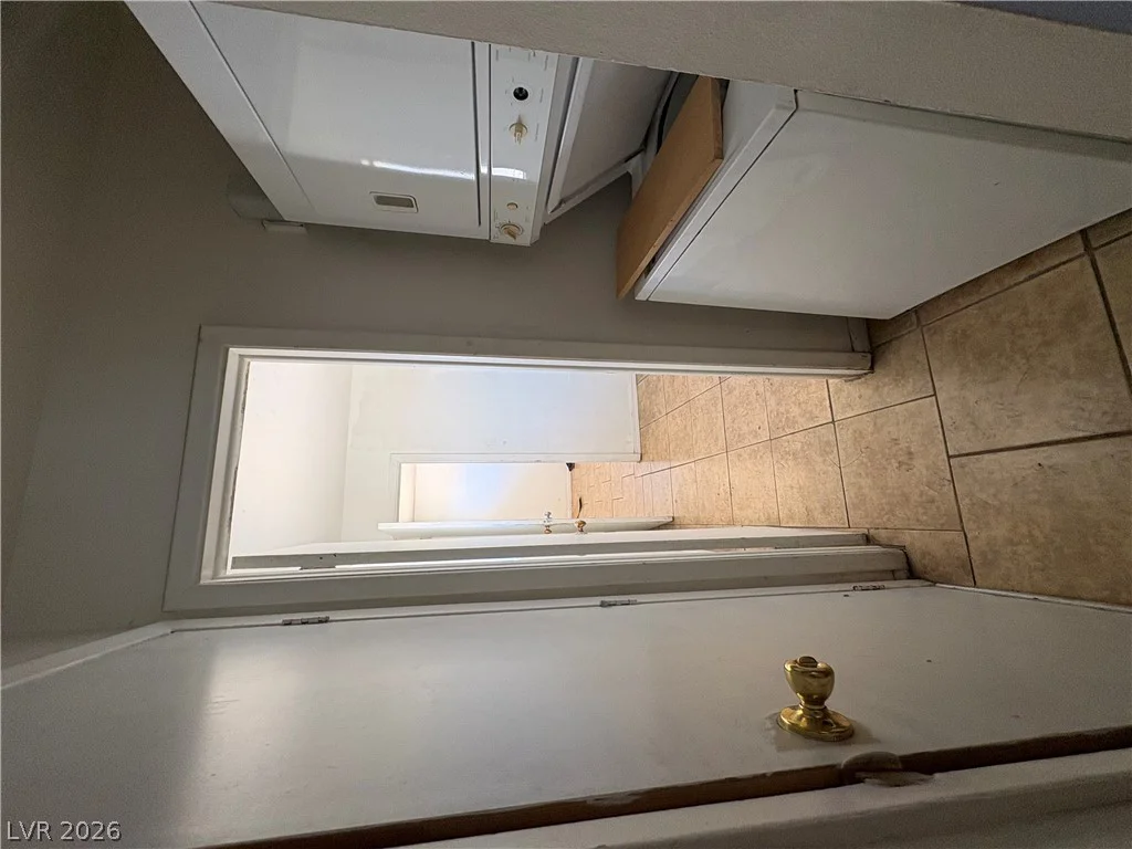 708 Van Ert, North Las Vegas, NV 89030
