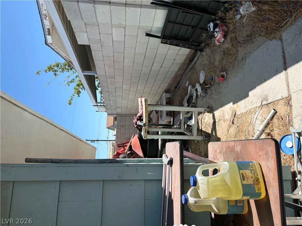 708 Van Ert, North Las Vegas, NV 89030