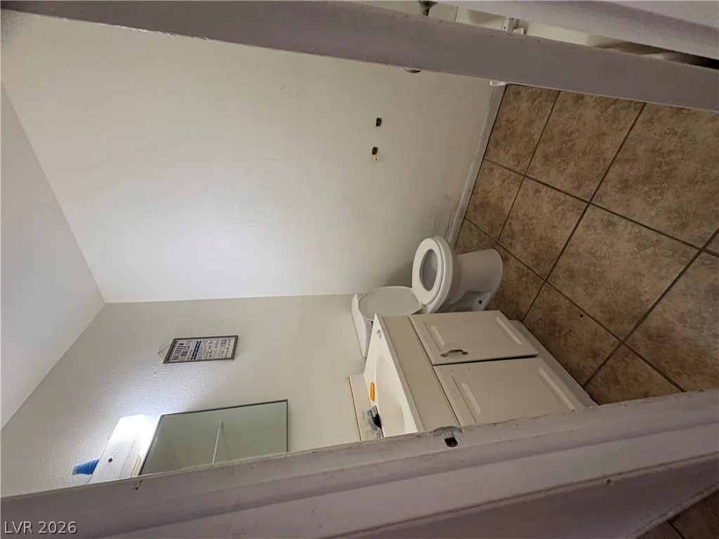 708 Van Ert, North Las Vegas, NV 89030