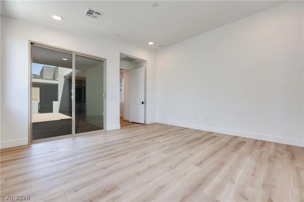 1001 Soaring Sage, Las Vegas, NV 89138
