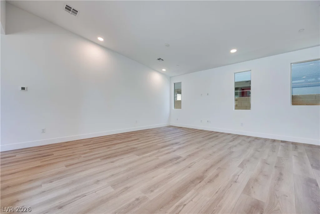 1001 Soaring Sage, Las Vegas, NV 89138