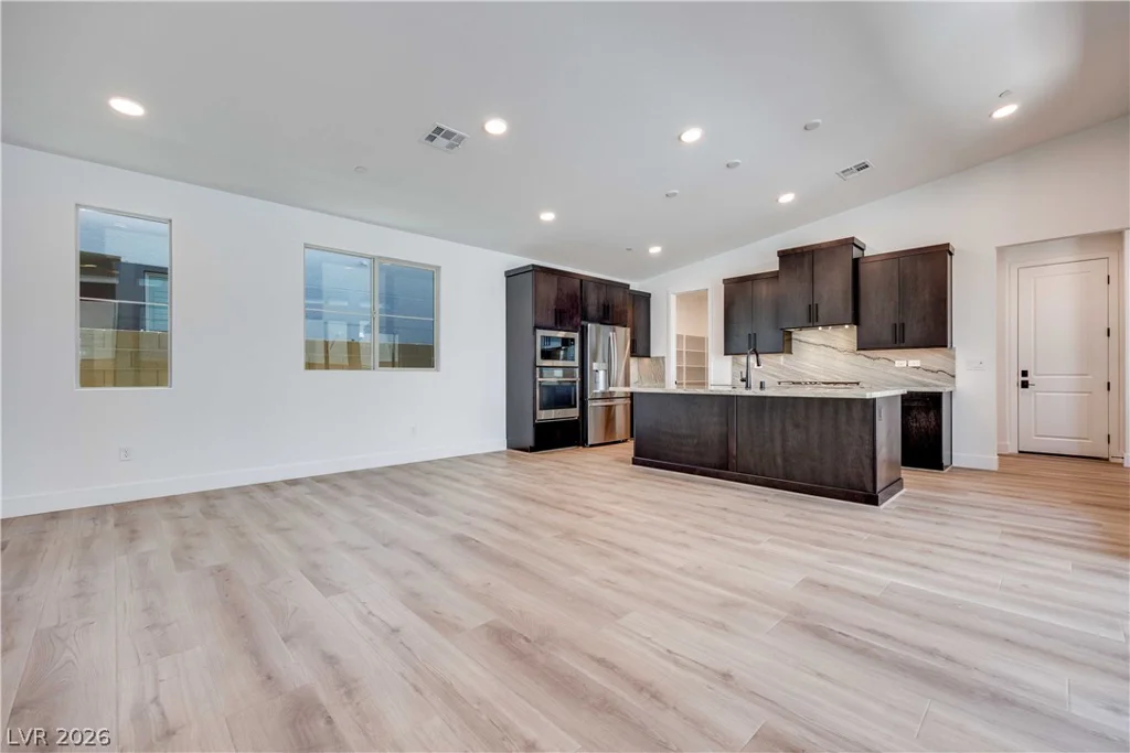 1001 Soaring Sage, Las Vegas, NV 89138