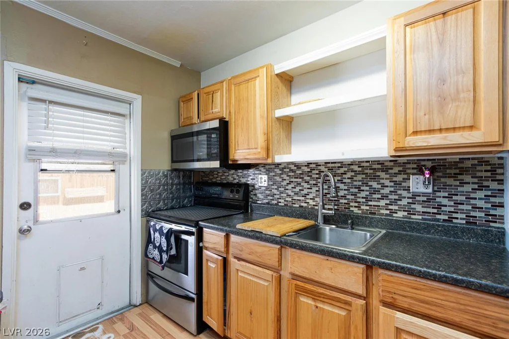 339 Kansas, Henderson, NV 89015