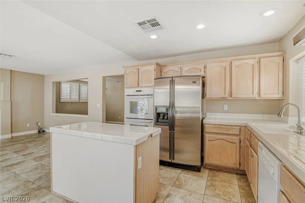 2333 Homeland, Las Vegas, NV 89128
