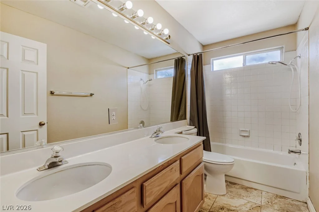 2333 Homeland, Las Vegas, NV 89128