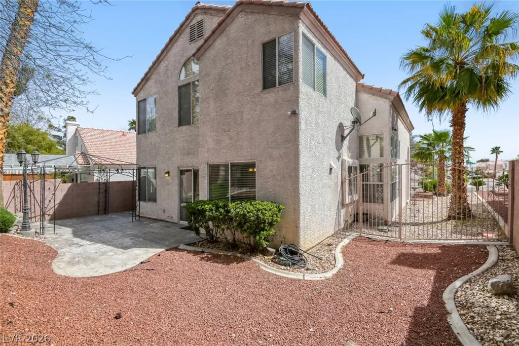 2333 Homeland, Las Vegas, NV 89128