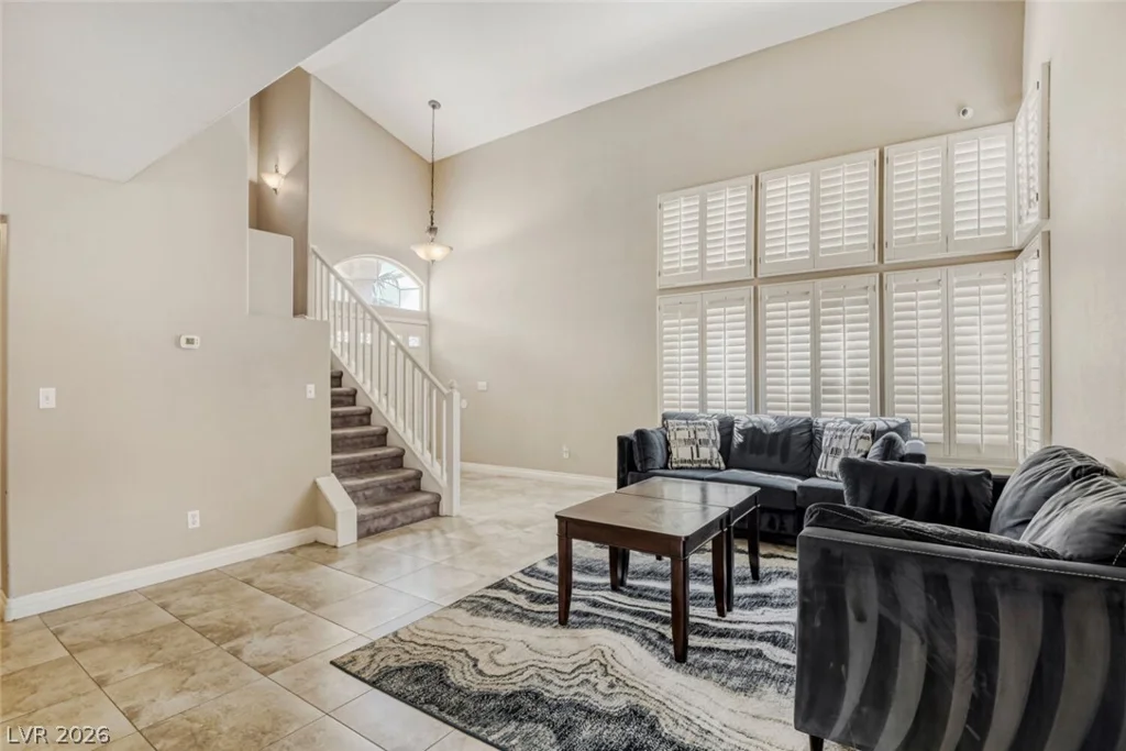 2333 Homeland, Las Vegas, NV 89128
