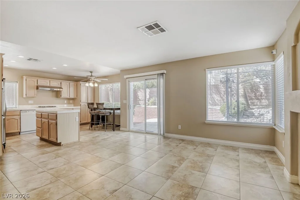 2333 Homeland, Las Vegas, NV 89128