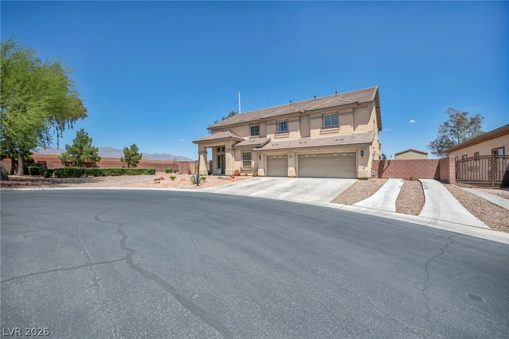 6228 Red Pine, Las Vegas, NV 89130