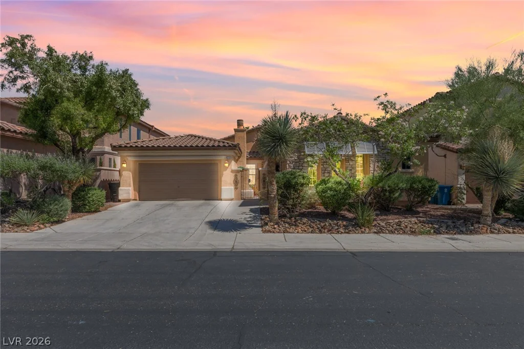 8234 Cupertino Heights, Las Vegas, NV 89178