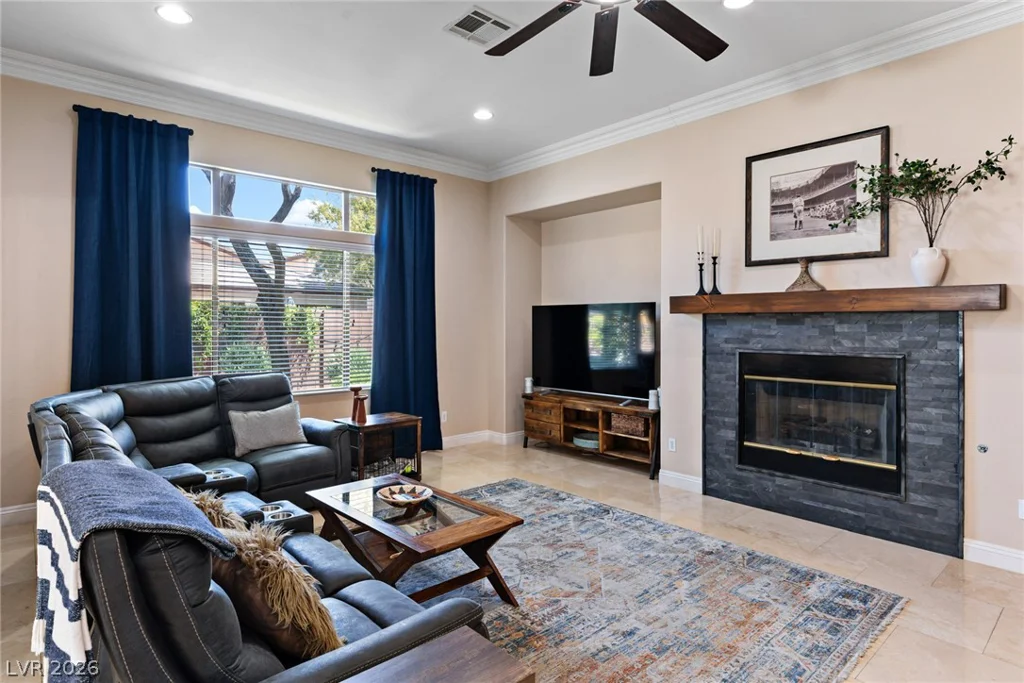 8234 Cupertino Heights, Las Vegas, NV 89178