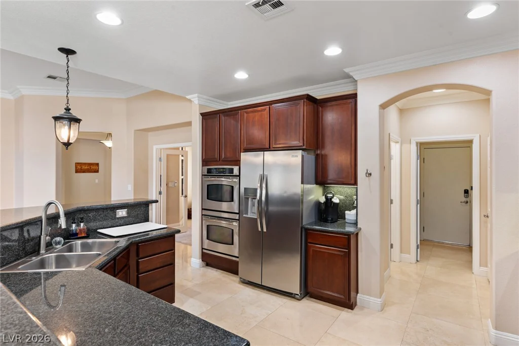 8234 Cupertino Heights, Las Vegas, NV 89178