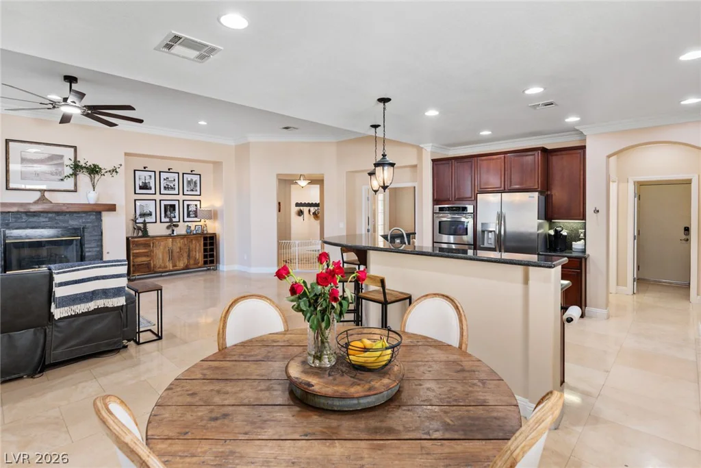 8234 Cupertino Heights, Las Vegas, NV 89178