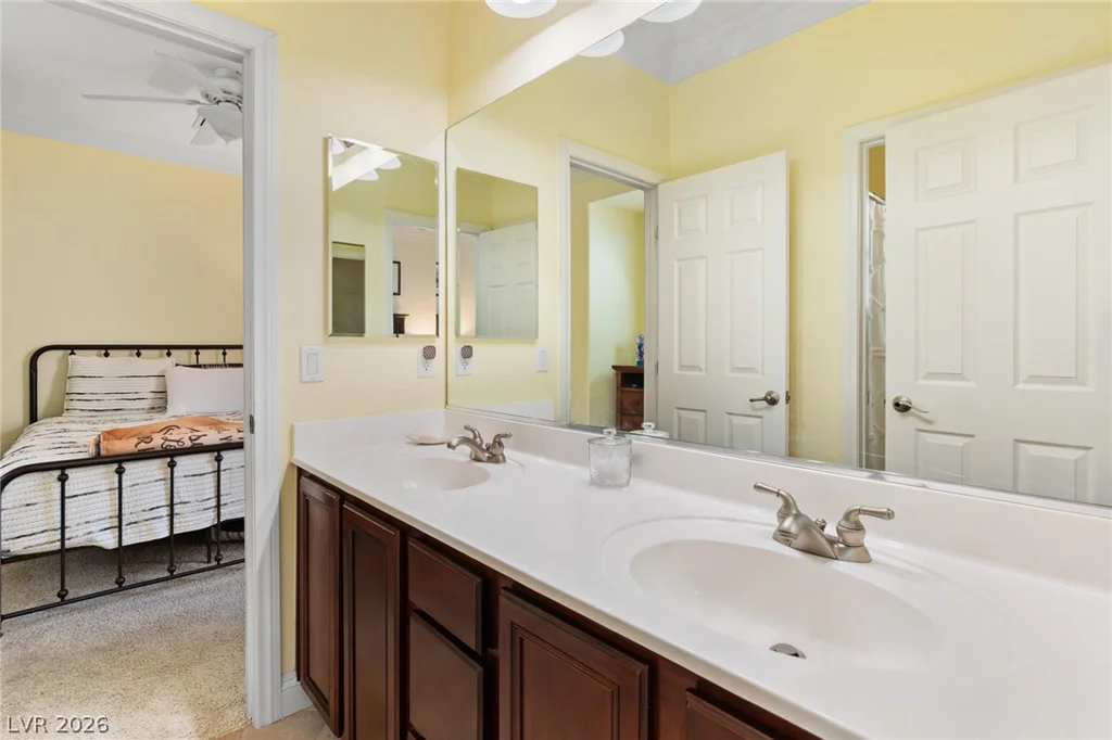 8234 Cupertino Heights, Las Vegas, NV 89178