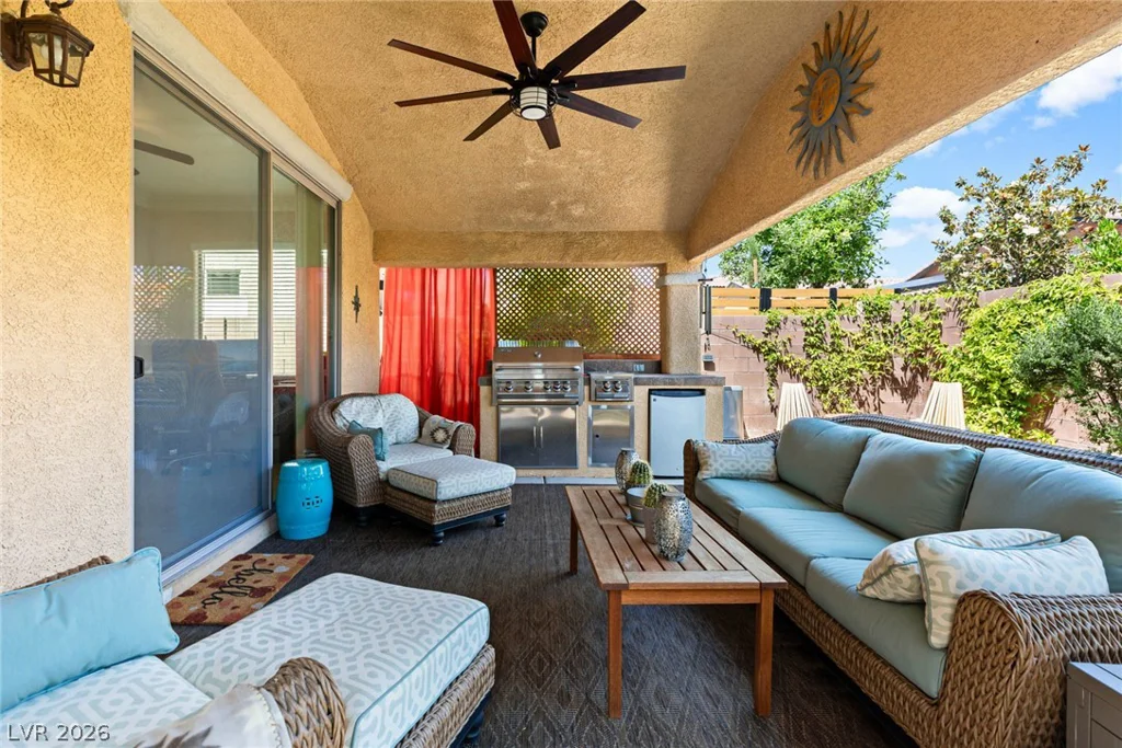 8234 Cupertino Heights, Las Vegas, NV 89178