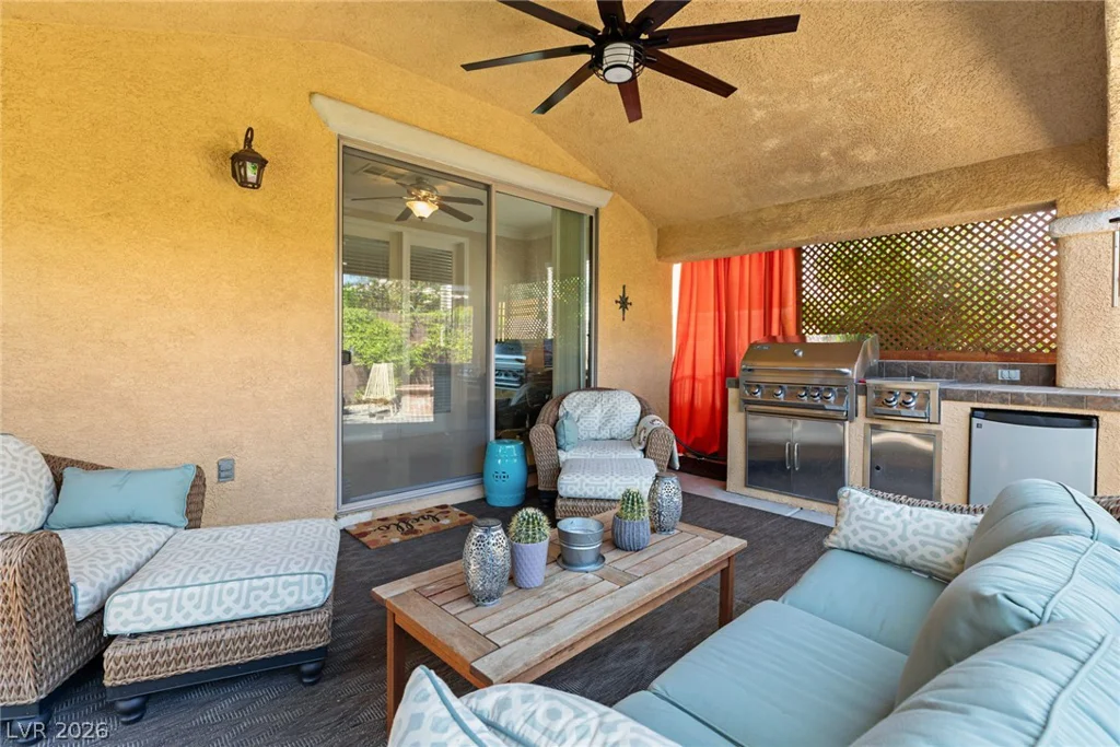 8234 Cupertino Heights, Las Vegas, NV 89178