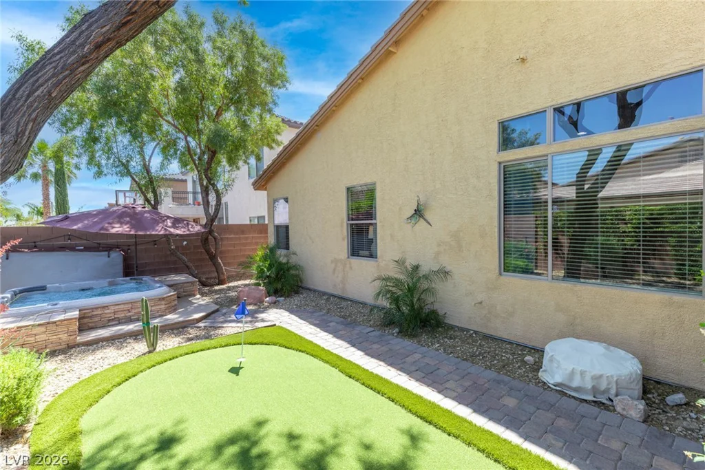 8234 Cupertino Heights, Las Vegas, NV 89178