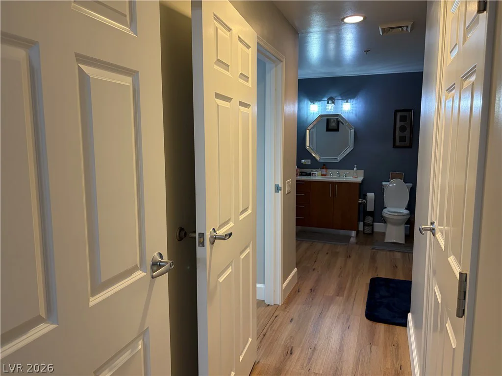 200 Sahara, Las Vegas, NV 89102