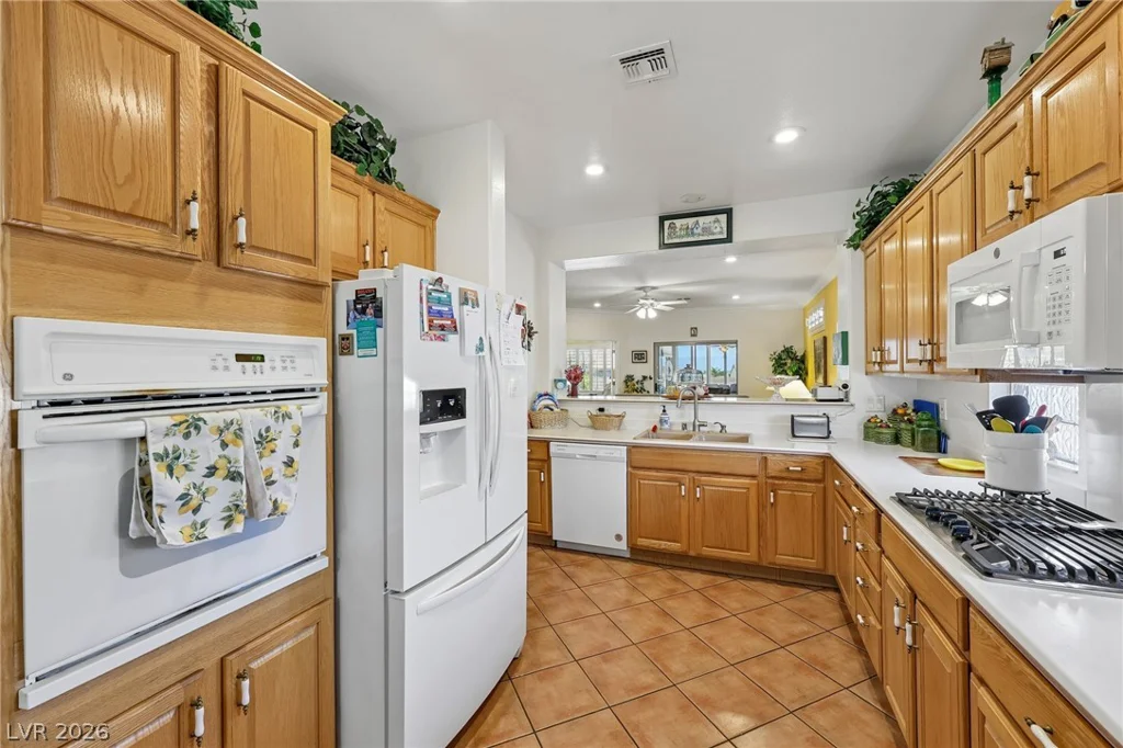 586 Cypress Gardens, Henderson, NV 89012