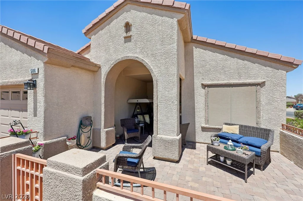 586 Cypress Gardens, Henderson, NV 89012