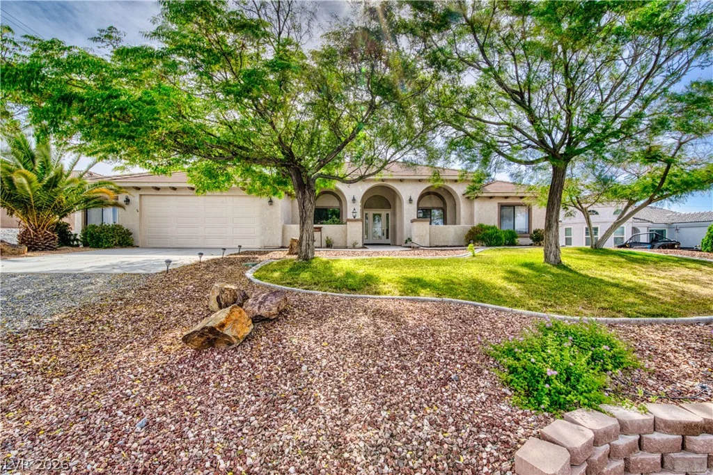 2061 Iroquois, Pahrump, NV 89048