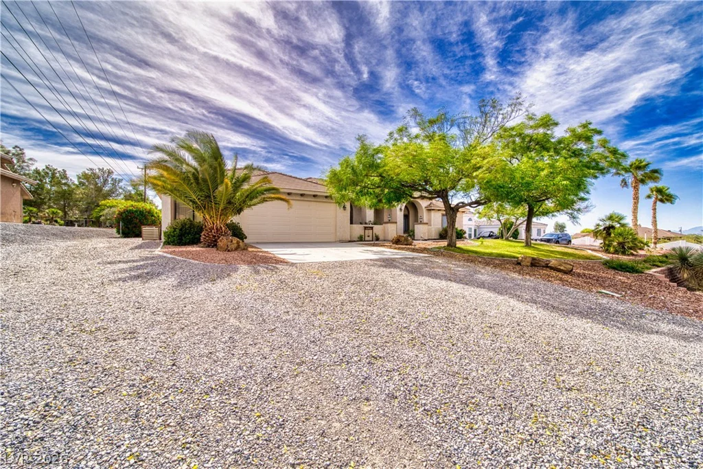 2061 Iroquois, Pahrump, NV 89048