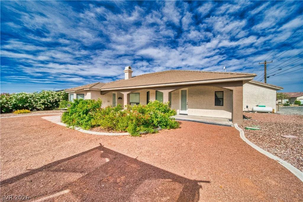 2061 Iroquois, Pahrump, NV 89048
