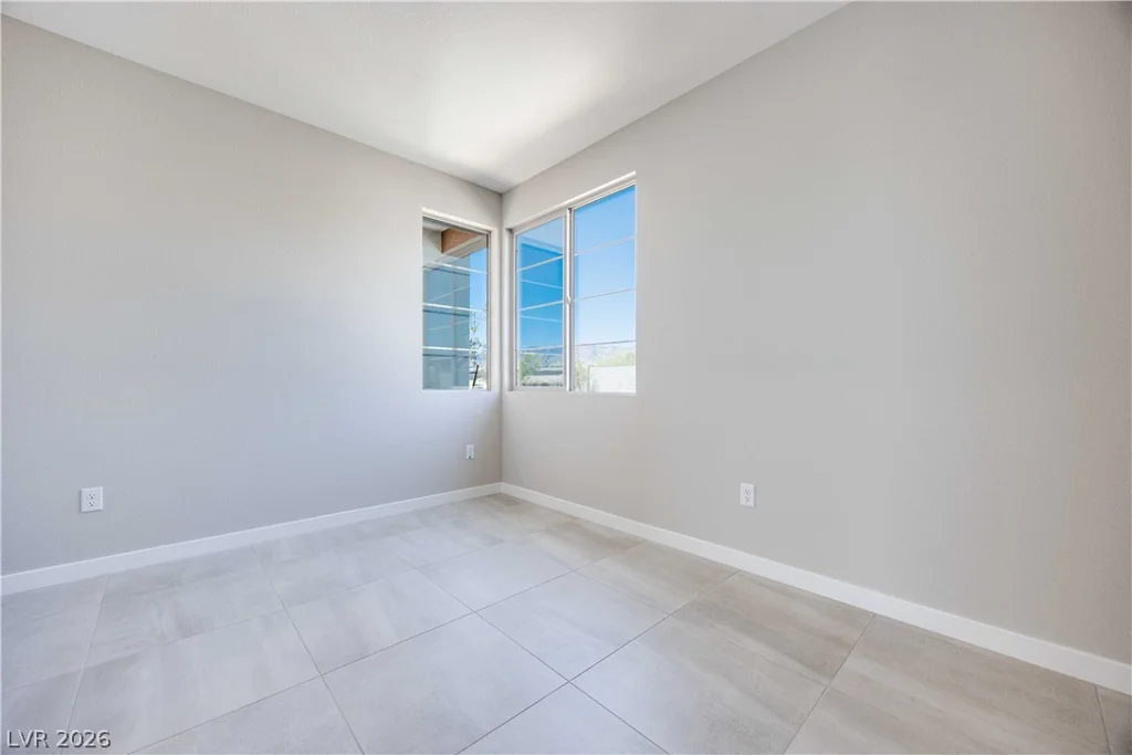 9912 Juniper Valley, Las Vegas, NV 89166