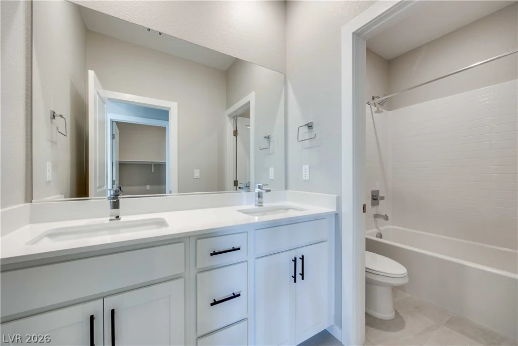 9912 Juniper Valley, Las Vegas, NV 89166