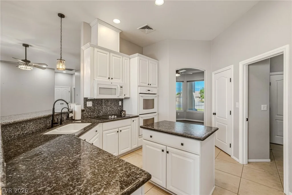 880 Benson, Pahrump, NV 89060
