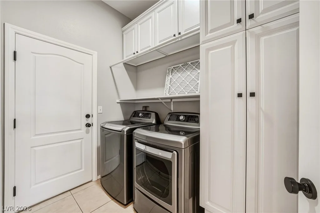 880 Benson, Pahrump, NV 89060