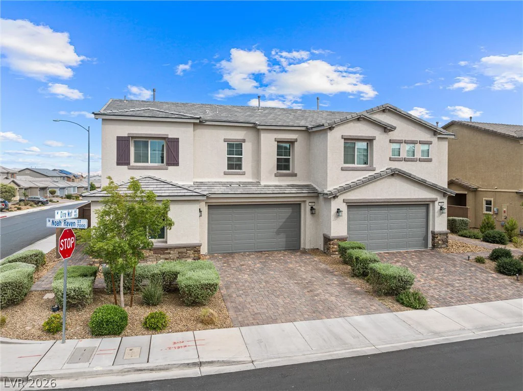 7058 Noah Raven, North Las Vegas, NV 89084