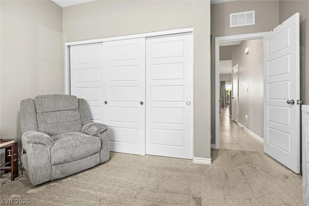 7058 Noah Raven, North Las Vegas, NV 89084