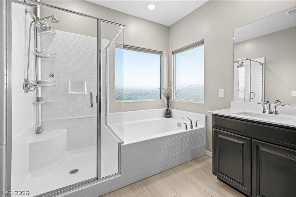 7058 Noah Raven, North Las Vegas, NV 89084