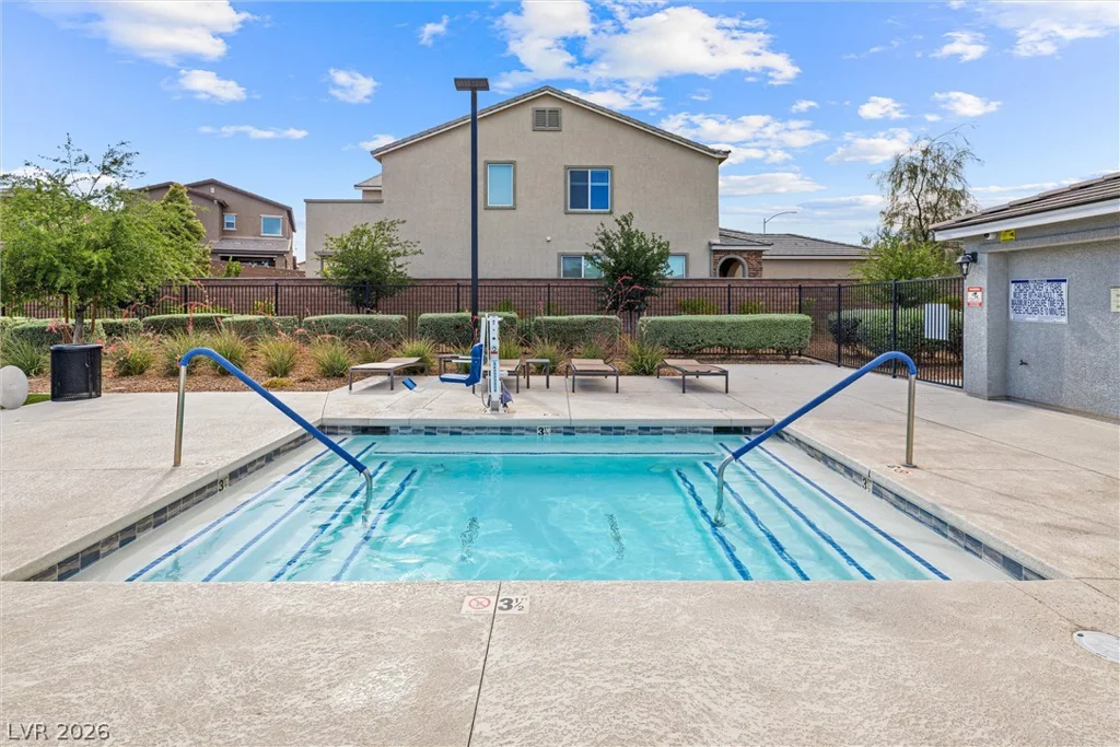 7058 Noah Raven, North Las Vegas, NV 89084