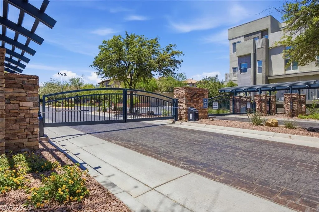 1187 Blossom Point, Las Vegas, NV 89135