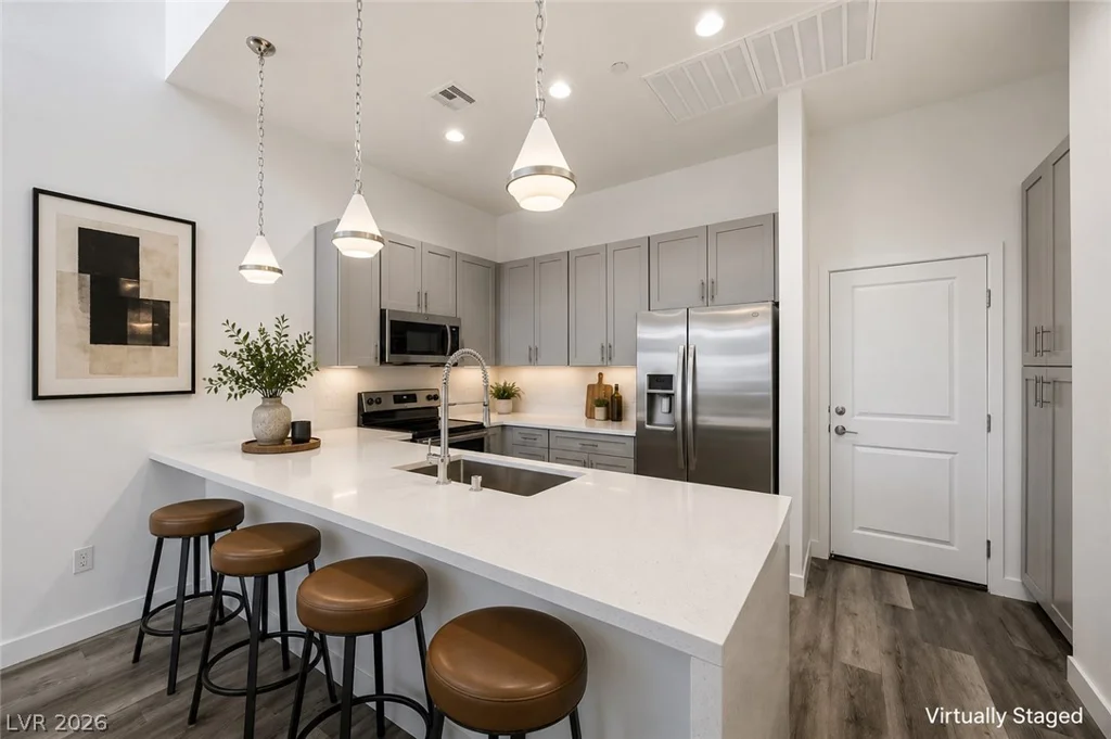 1187 Blossom Point, Las Vegas, NV 89135
