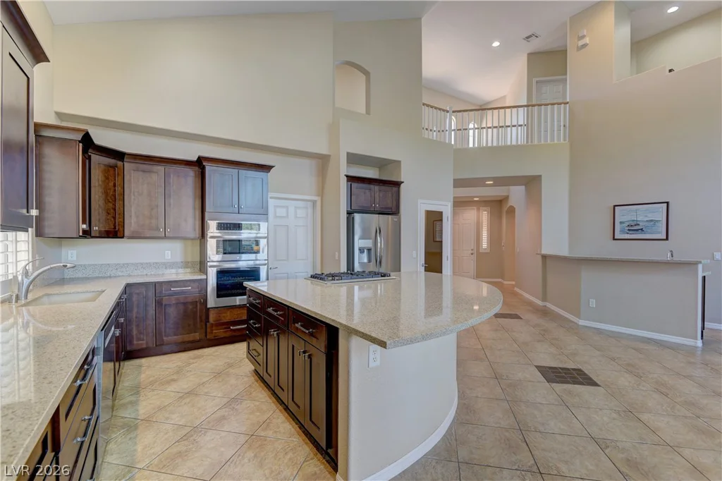 911 Roseberry, Las Vegas, NV 89138