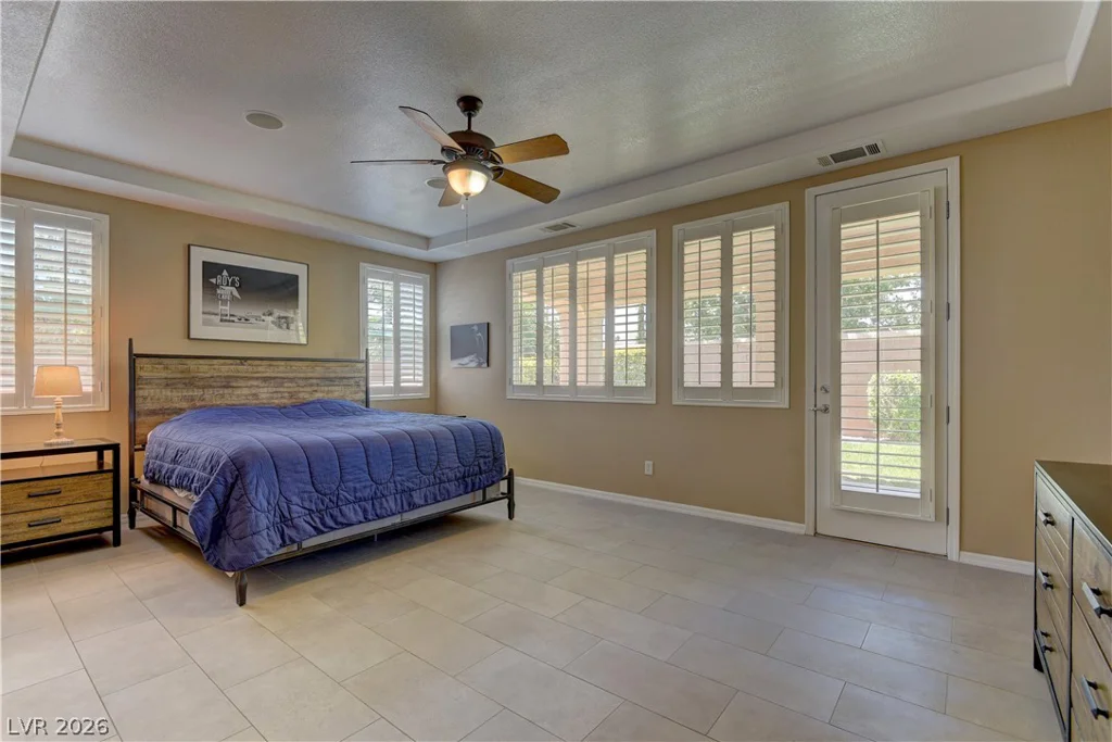 911 Roseberry, Las Vegas, NV 89138