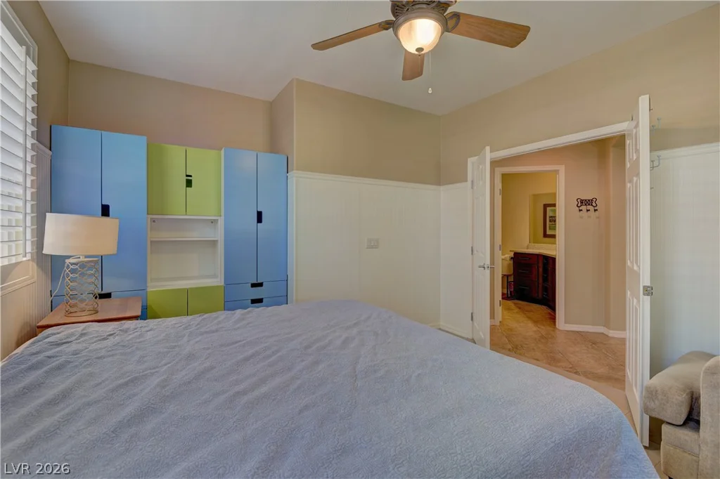 911 Roseberry, Las Vegas, NV 89138