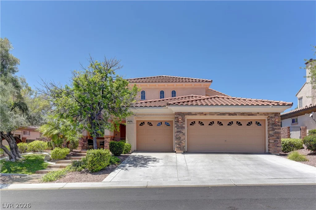 911 Roseberry, Las Vegas, NV 89138