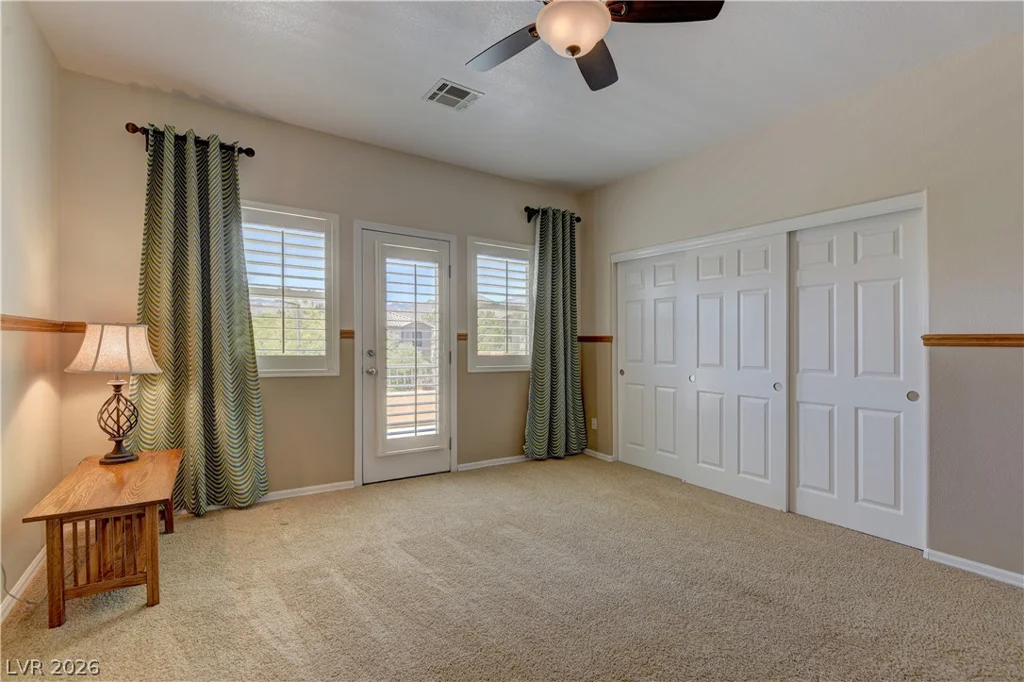 911 Roseberry, Las Vegas, NV 89138