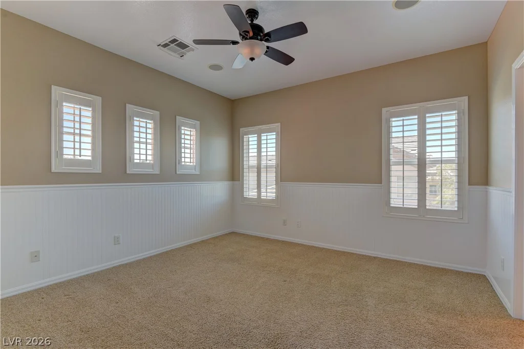 911 Roseberry, Las Vegas, NV 89138
