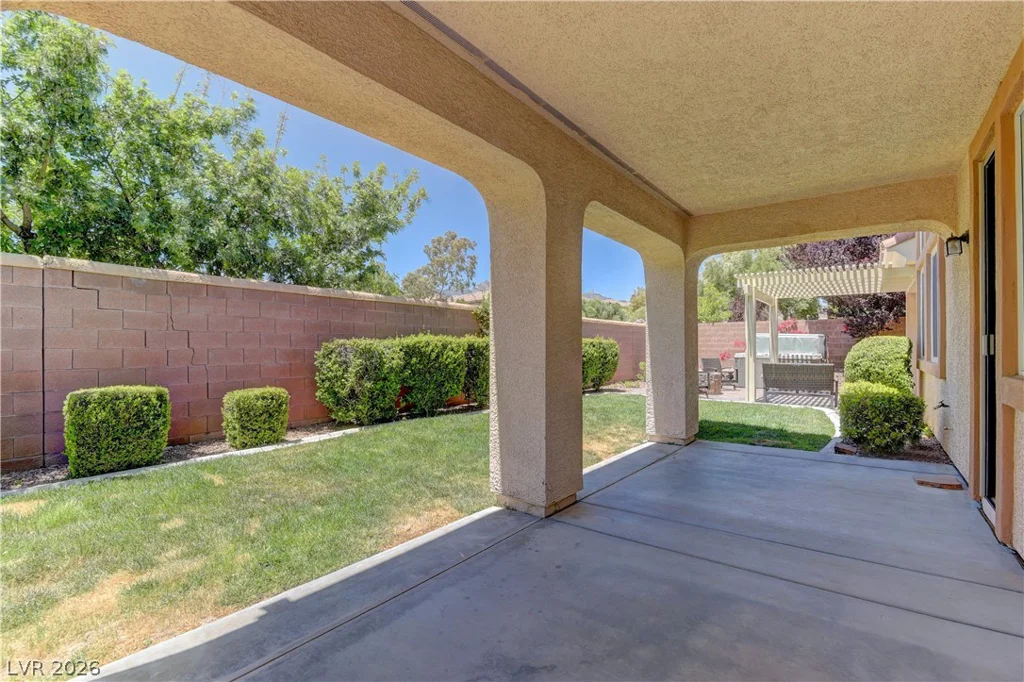 911 Roseberry, Las Vegas, NV 89138