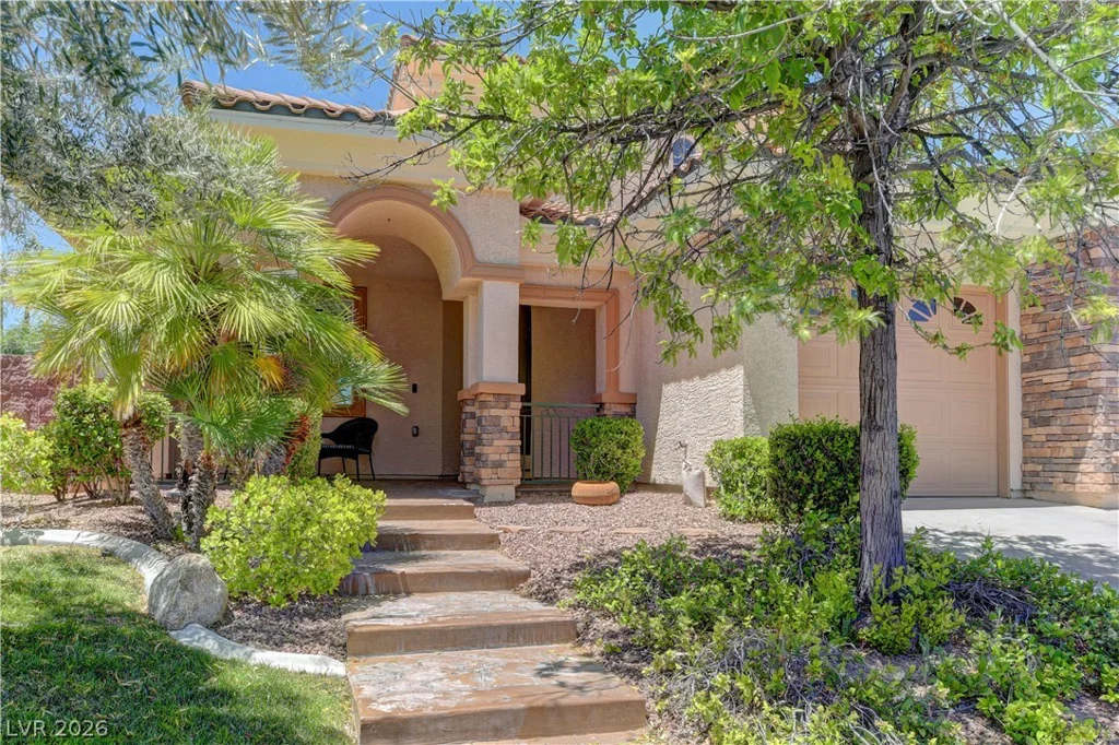 911 Roseberry, Las Vegas, NV 89138