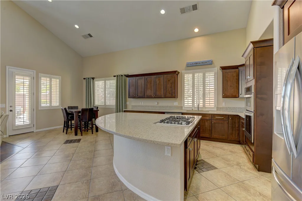 911 Roseberry, Las Vegas, NV 89138