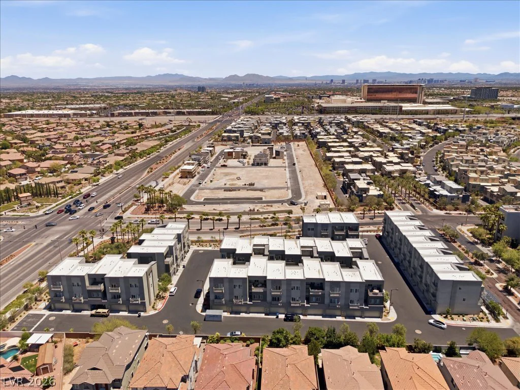 1124 Prospering Creek, Las Vegas, NV 89135