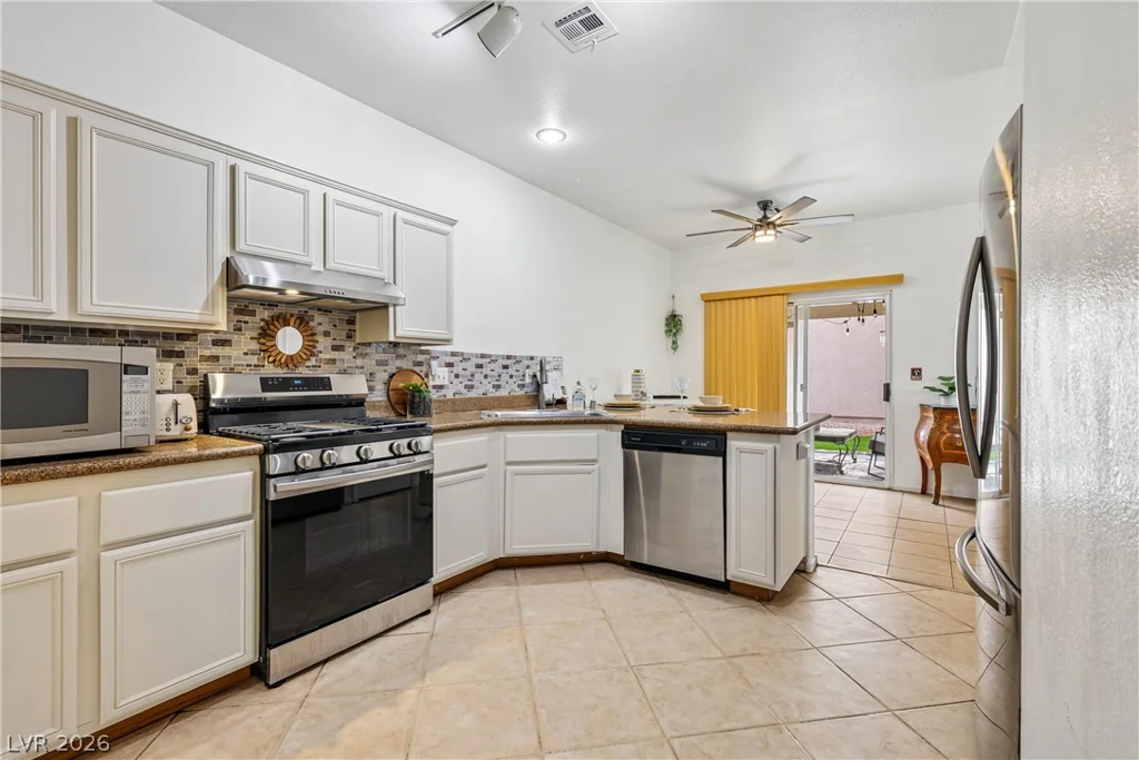 134 Samantha Rose, Henderson, NV 89012